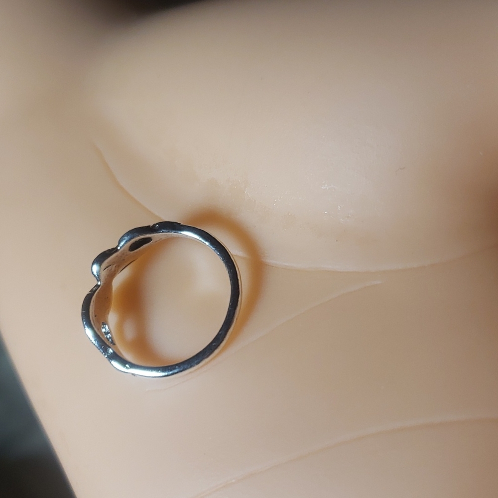 BRAND NEW RING SIZE 4.5 - Picture 2 of 3